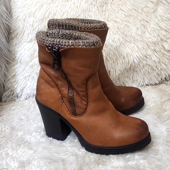 Steve Madden Shoes - STEVE MADDEN SWEATER BOOTS